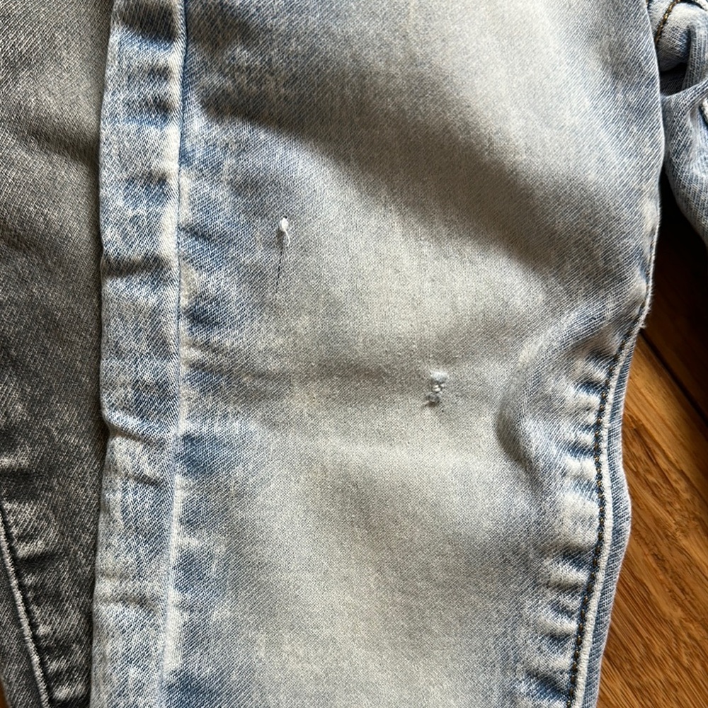 Gray and Blue Straight Fit Jeans for Everyday Wear - Picture 2 of 5